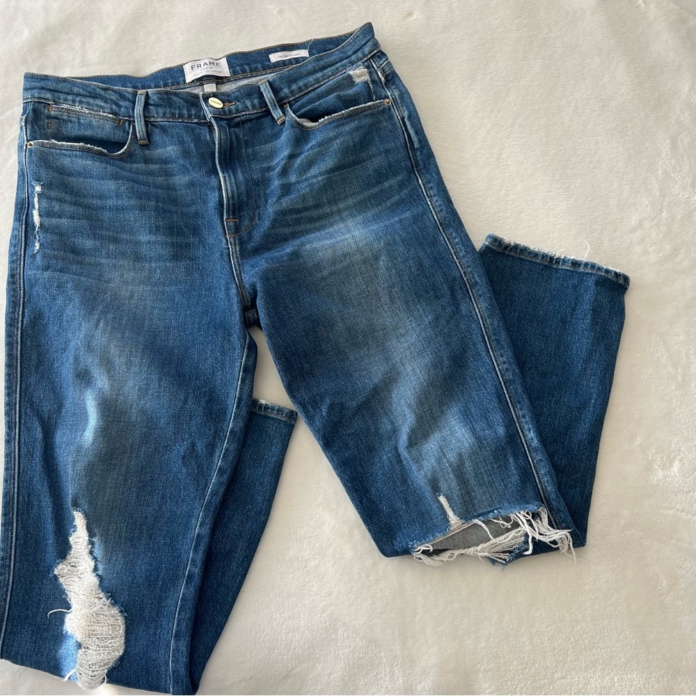 FRAME Denim Le High Skinny Distressed Jeans in Reef Point